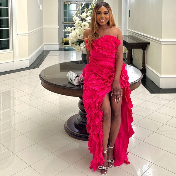 Dress - Picture 1 of 2